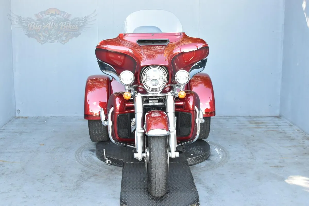 2023 HARLEY-DAVIDSON TRI GLIDE ULTRA FLHTCUTG
