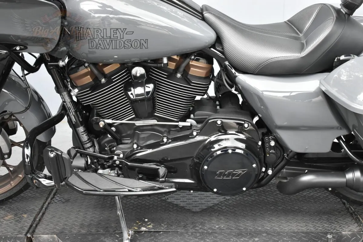 2022 HARLEY-DAVIDSON ROAD GLIDE ST FLTRXST