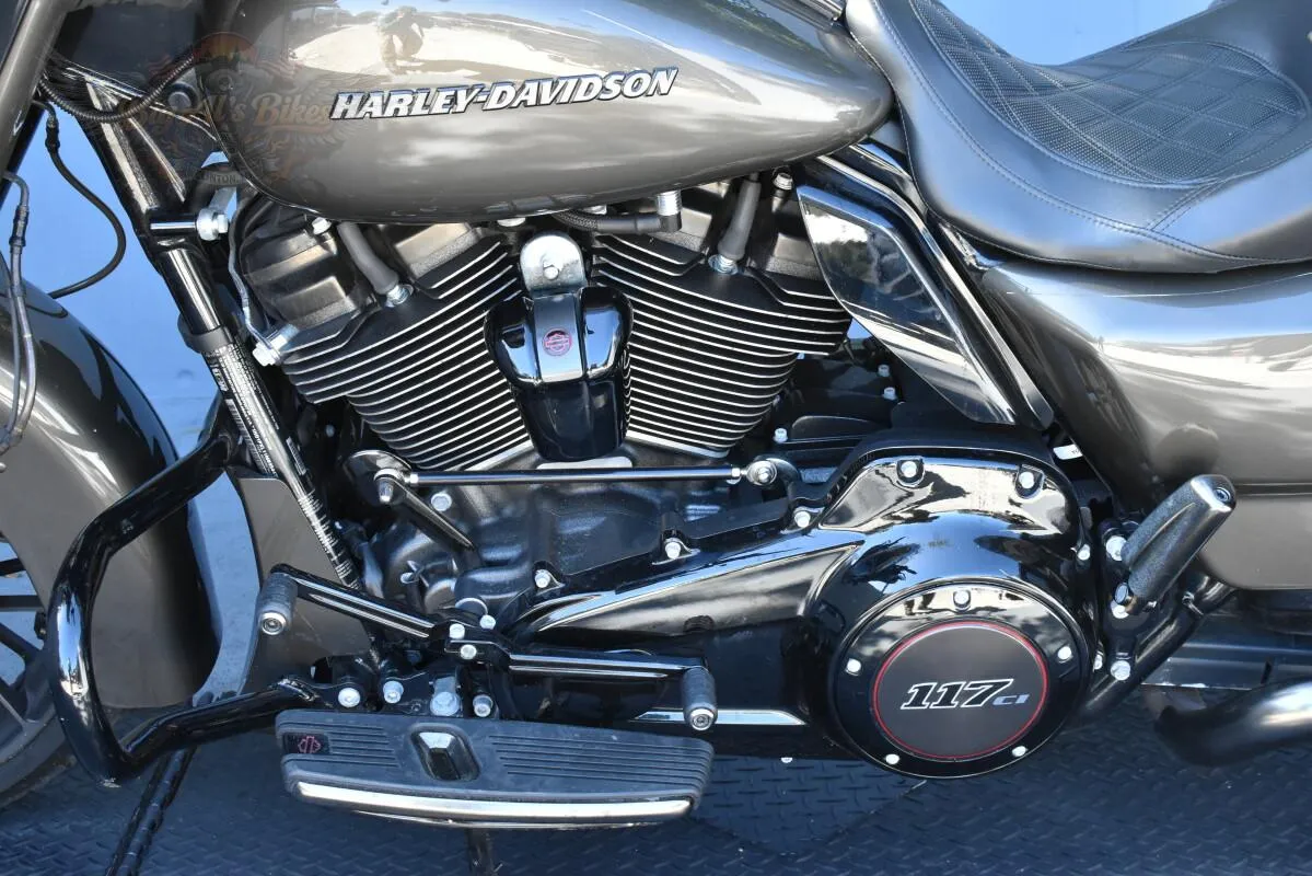 2021 HARLEY-DAVIDSON CVO STREET GLIDE FLHXSE